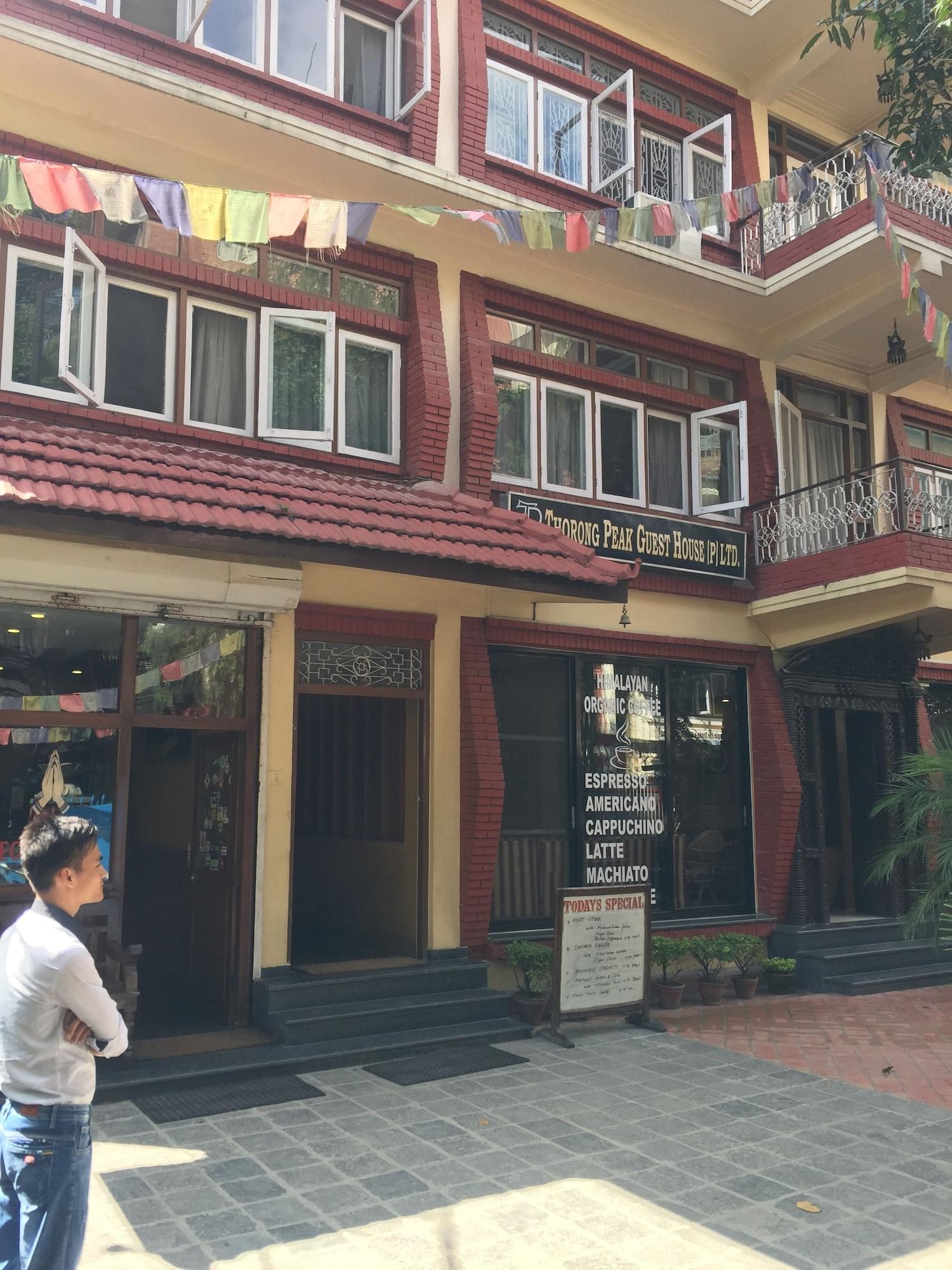 Hotel Thorong Peak Катманду Экстерьер фото